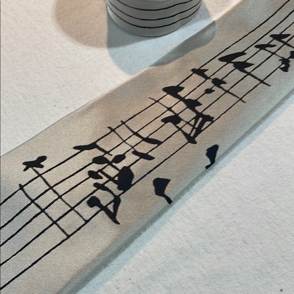 J. Garcia Limited Edition Silk Silver Black Musical Tie Manuscript 39 collection - Picture 8 of 9